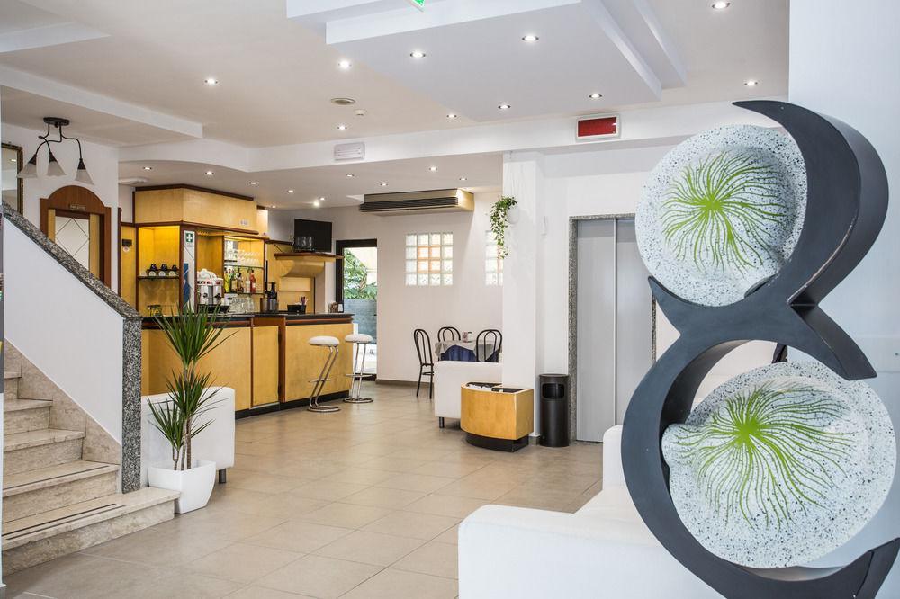 Hotel Nancy Римини Экстерьер фото