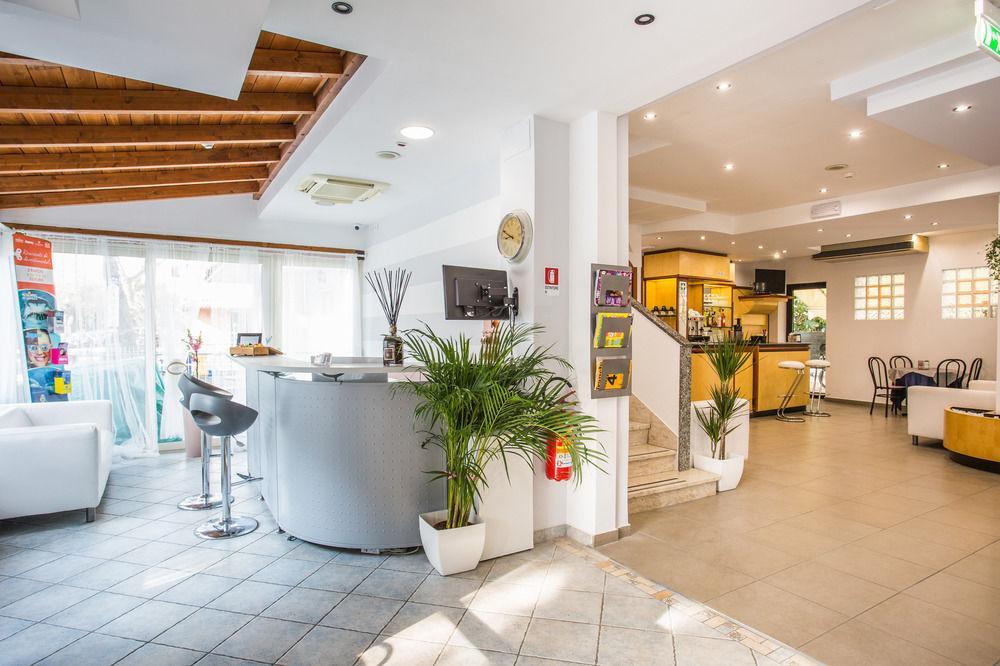 Hotel Nancy Римини Экстерьер фото