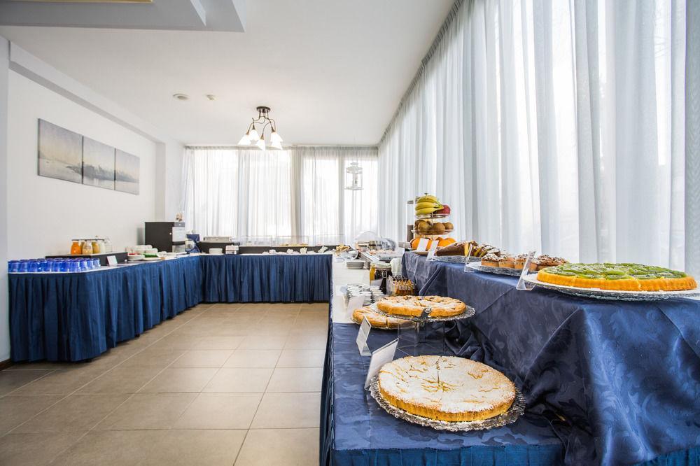 Hotel Nancy Римини Экстерьер фото